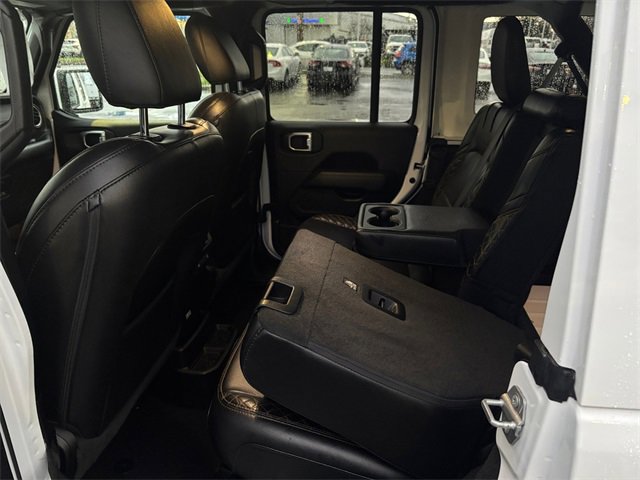 Used 2021 Jeep Wrangler Unlimited Sahara image 33