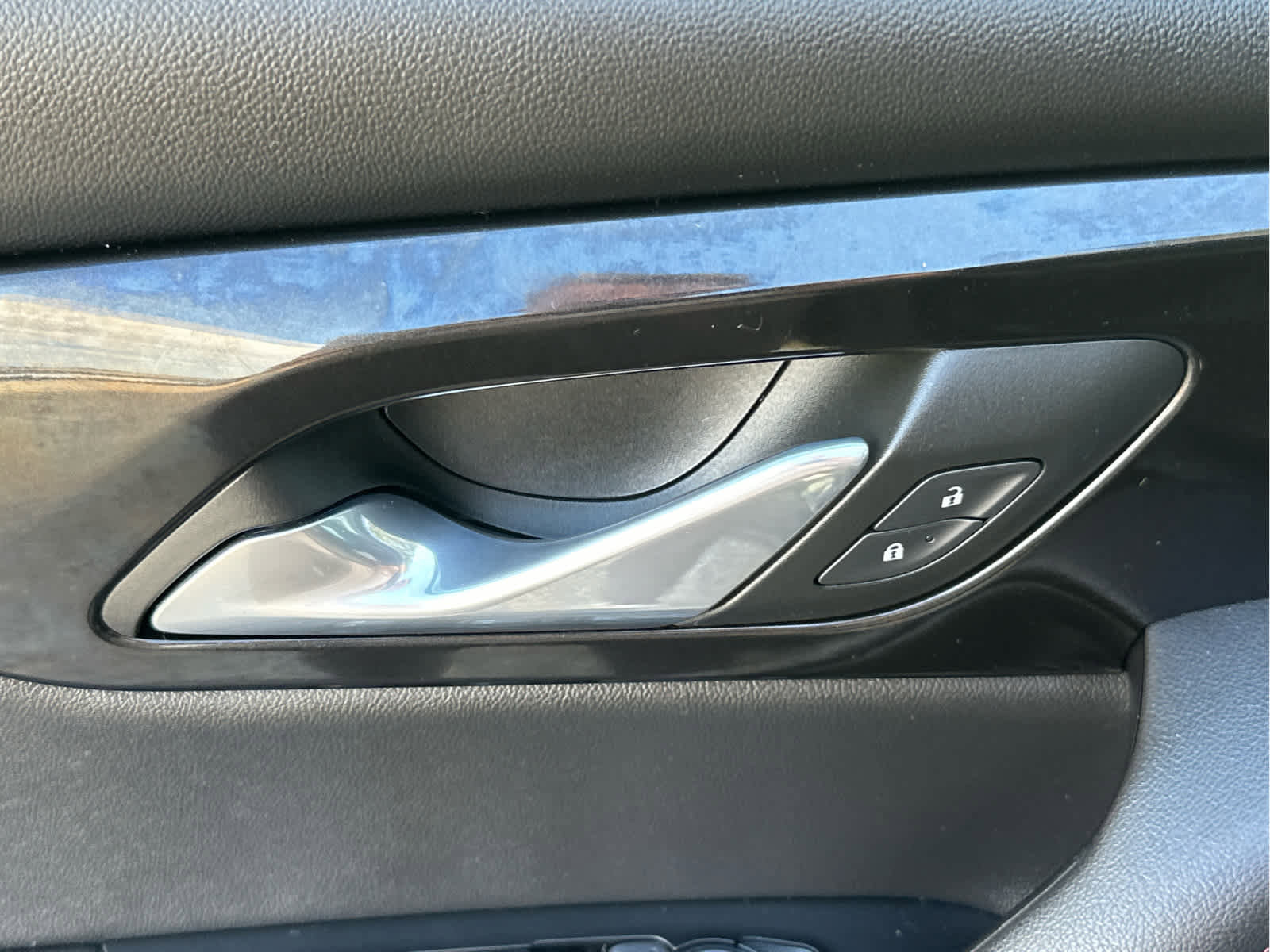 Certified 2024 Chevrolet Blazer RS w/ Driver Confidence II Package image 19