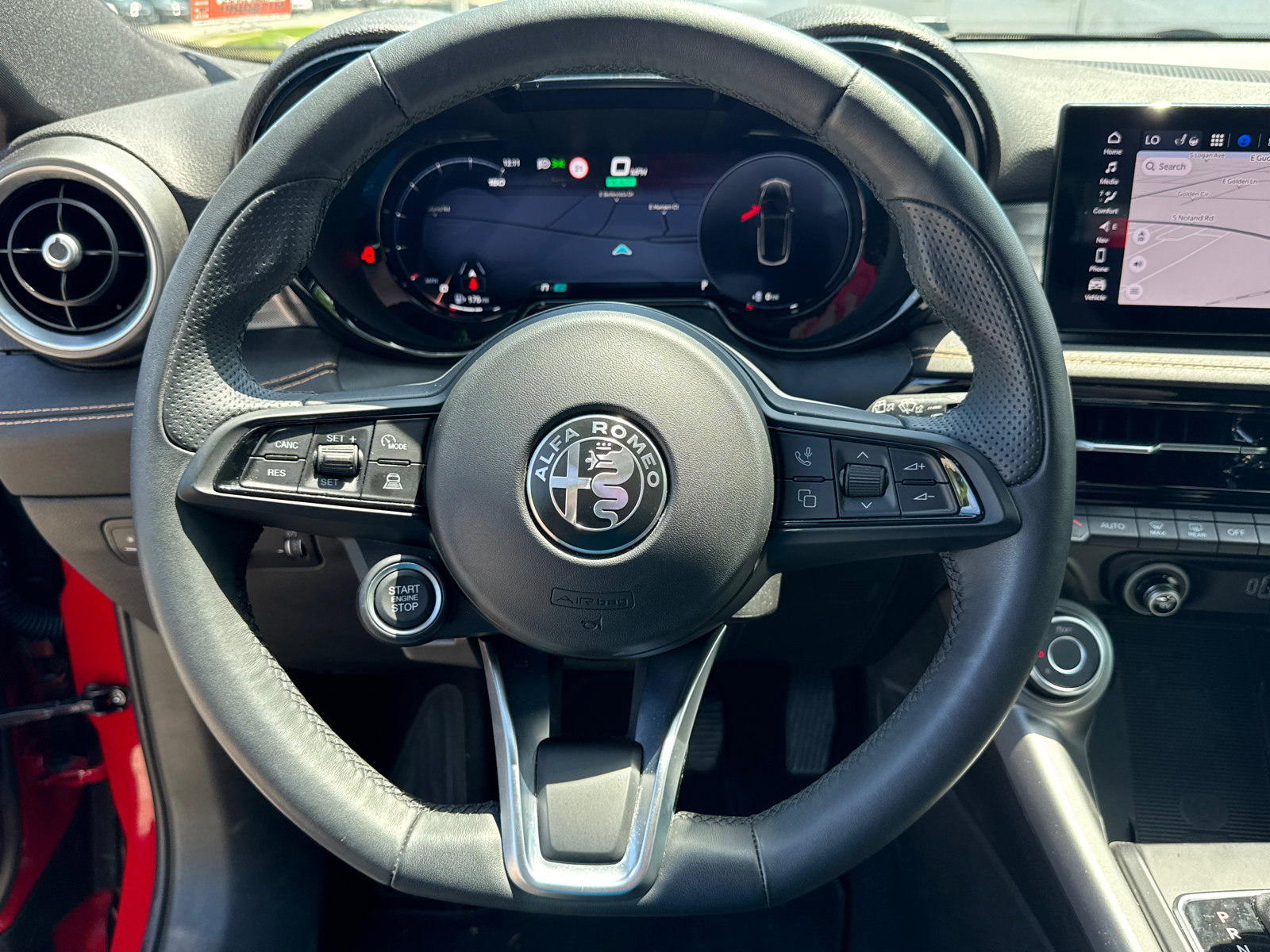 Used 2024 Alfa Romeo Tonale Ti image 14