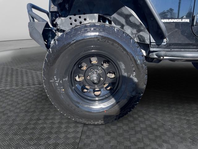 Used 2012 Jeep Wrangler Rubicon w/ Dual Top Group image 27