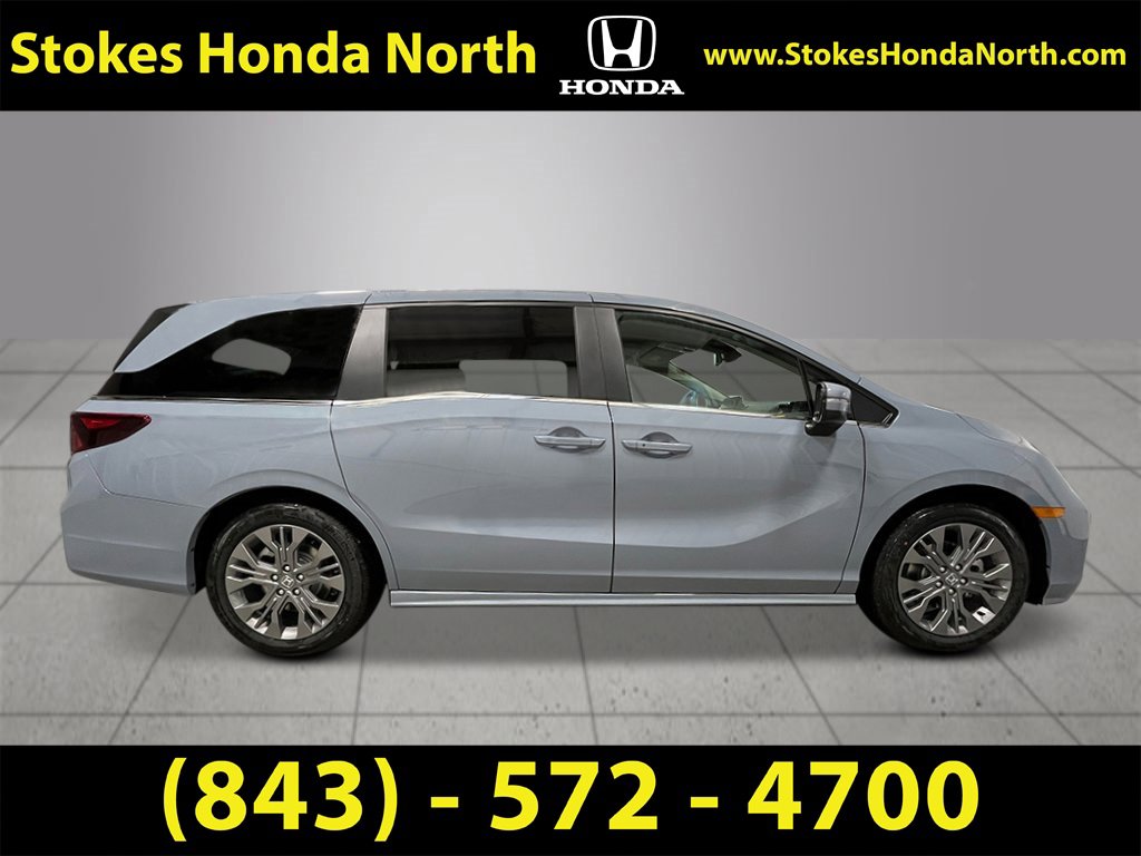 New 2026 Honda Odyssey Touring image 9