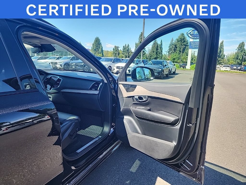 Certified 2023 Volvo XC90 T8 Ultimate AWD/4WD image 19