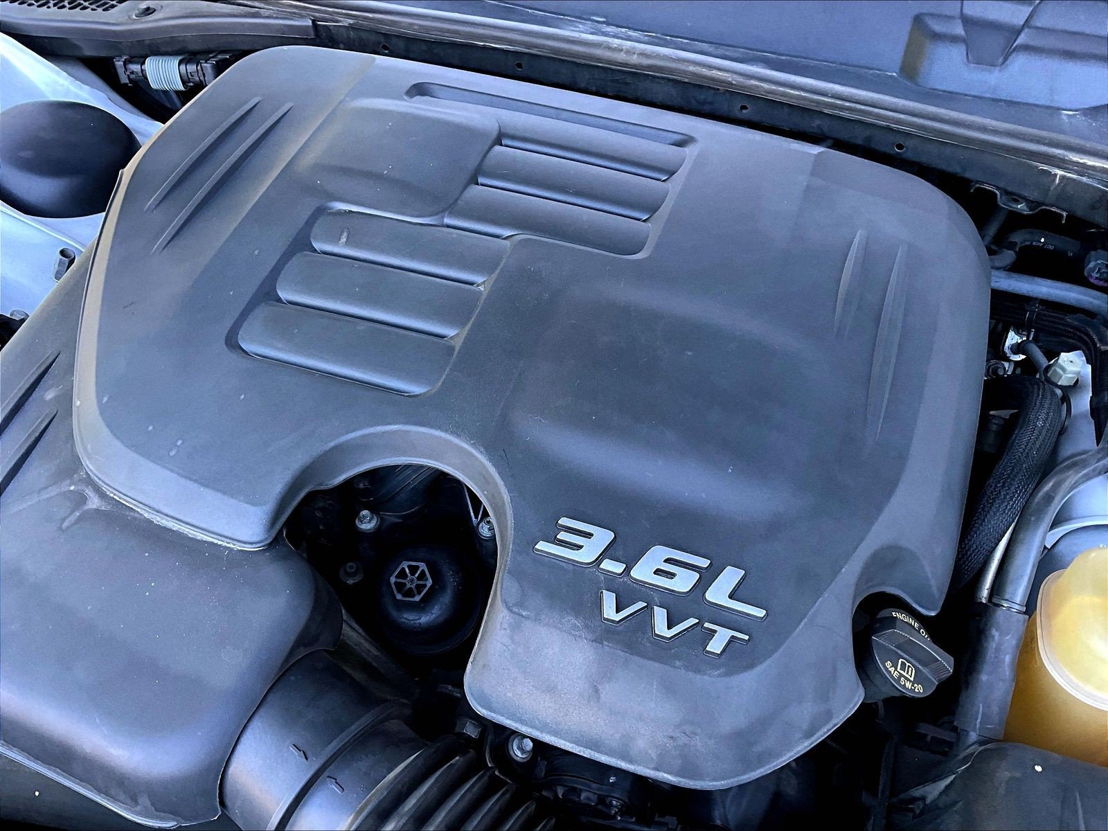 Used 2016 Dodge Challenger SXT Plus RWD image 27