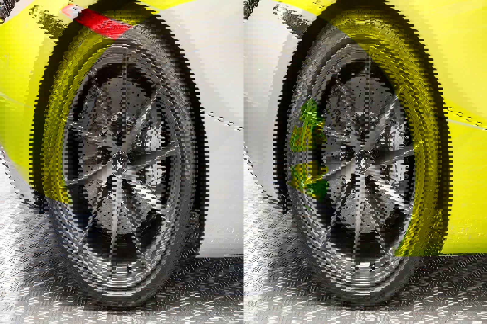 Used 2023 McLaren 720S Performance image 45