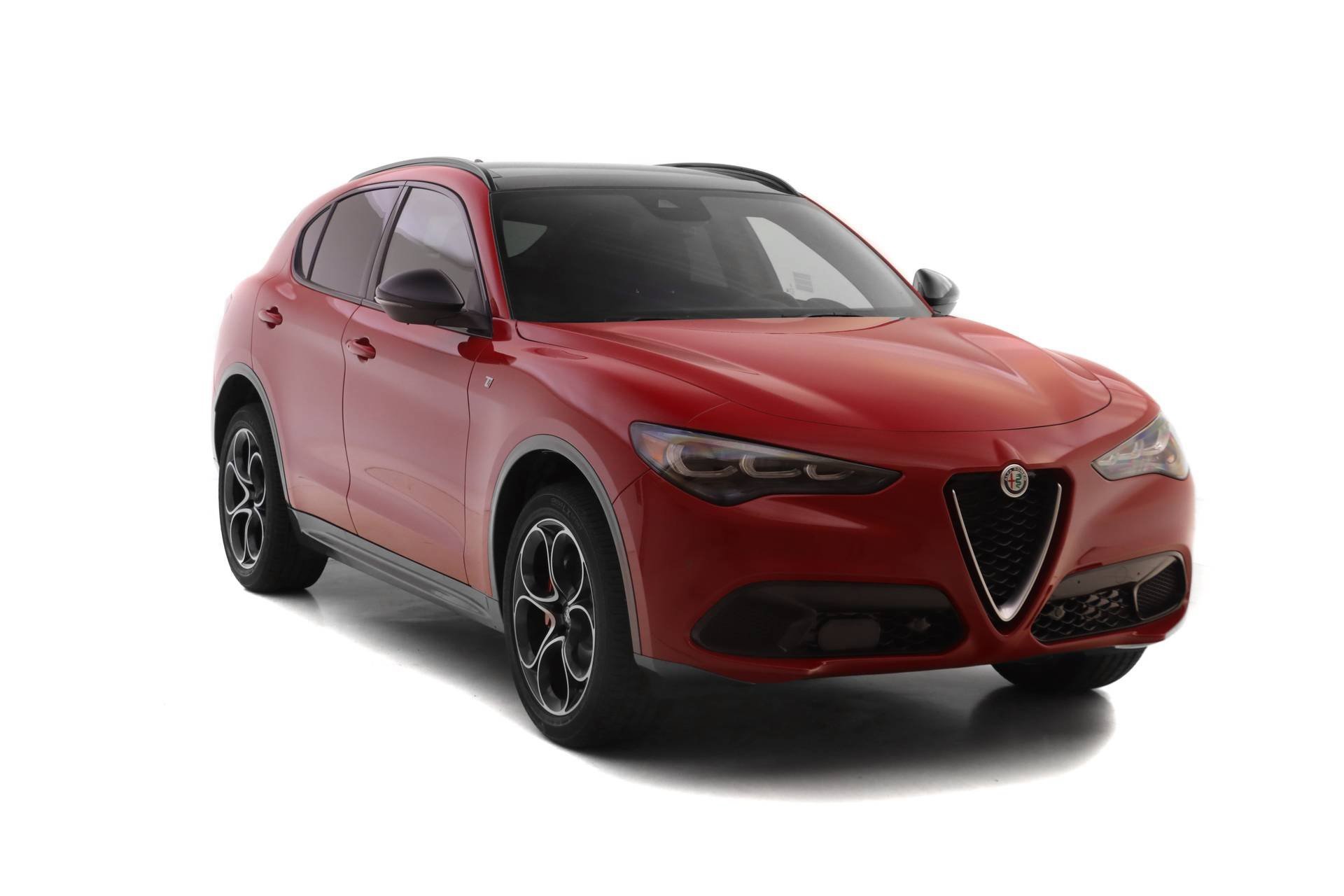 New 2024 Alfa Romeo Stelvio Ti image 2