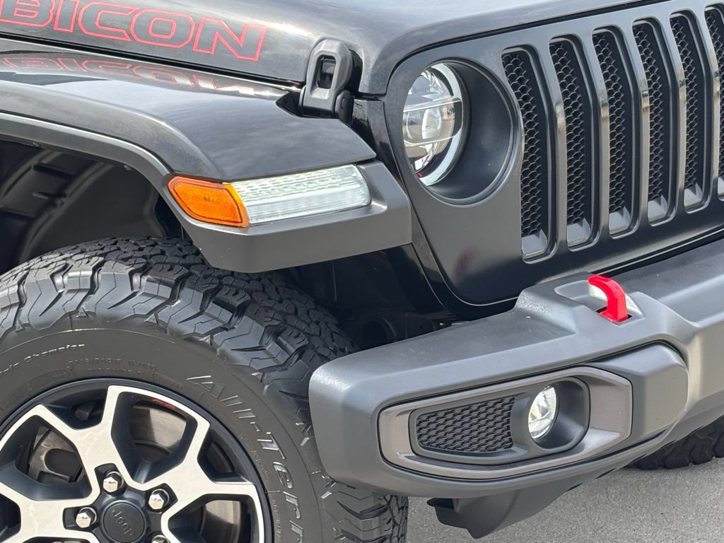 Used 2022 Jeep Wrangler Unlimited Rubicon w/ LED Lighting Group AWD/4WD image 7