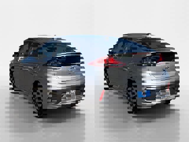 Certified 2022 Hyundai Ioniq SE image 3