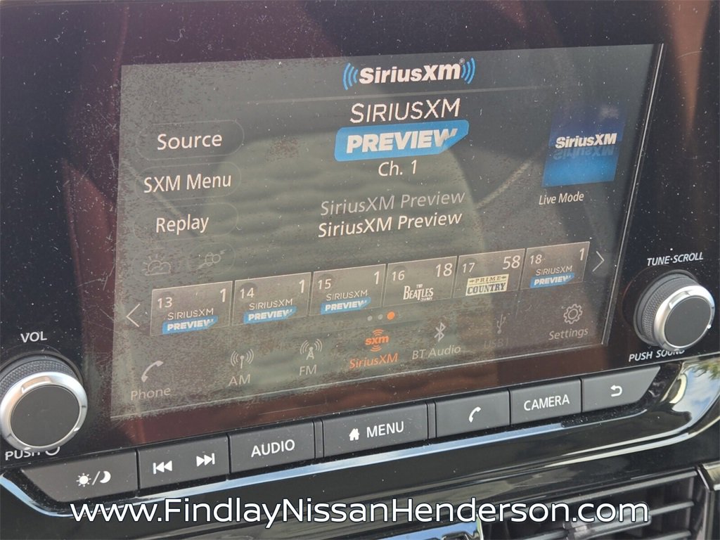 Used 2022 Nissan Pathfinder SV image 27