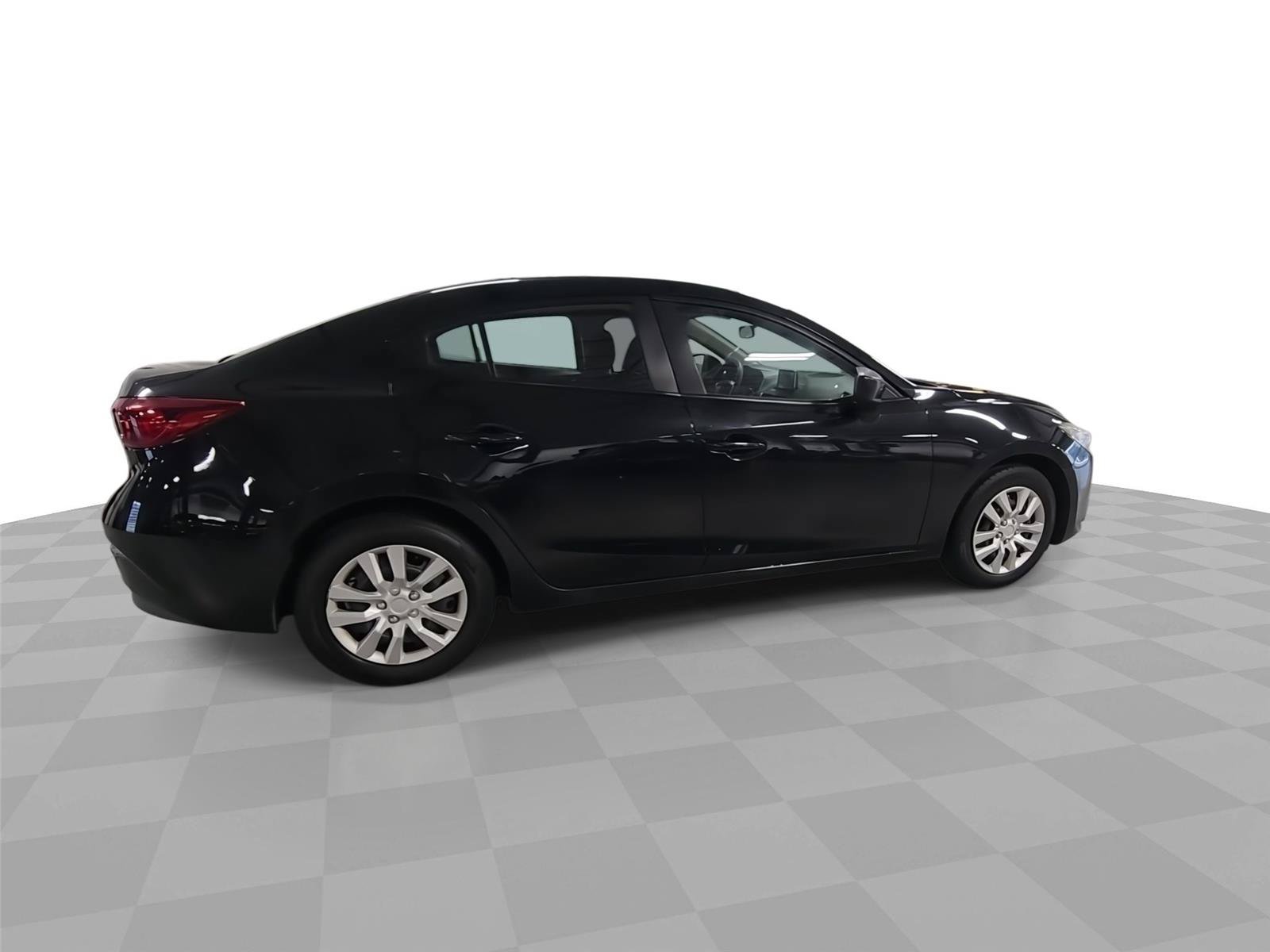 Used 2016 MAZDA MAZDA3 i Sport FWD image 9