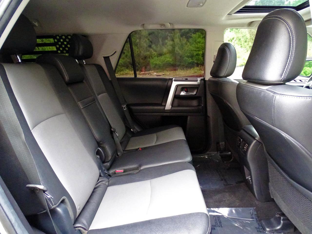 Used 2021 Toyota 4Runner SR5 Premium w/ Moonroof Package RWD image 27