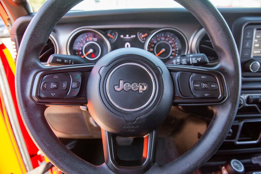 Used 2020 Jeep Wrangler Sport AWD/4WD image 16