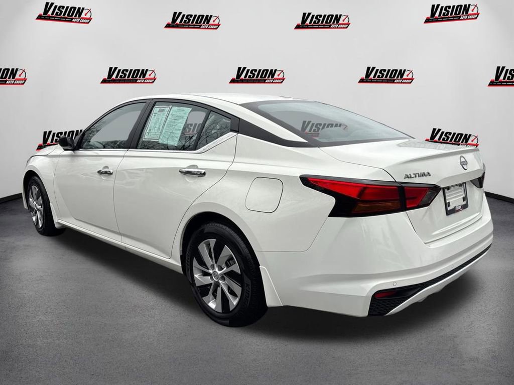Used 2025 Nissan Altima 2.5 S image 7