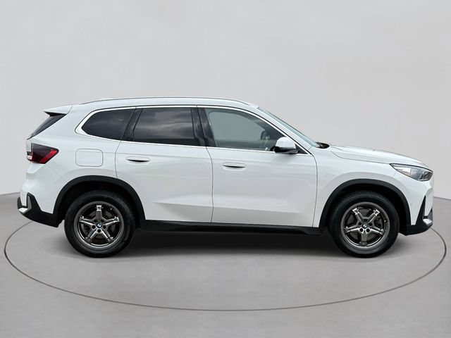 Used 2023 BMW X1 xDrive28i AWD/4WD image 4