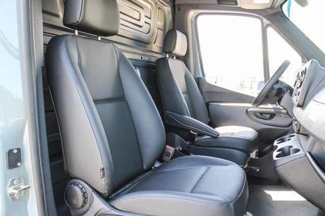 New 2025 Mercedes-Benz Sprinter 2500 image 14