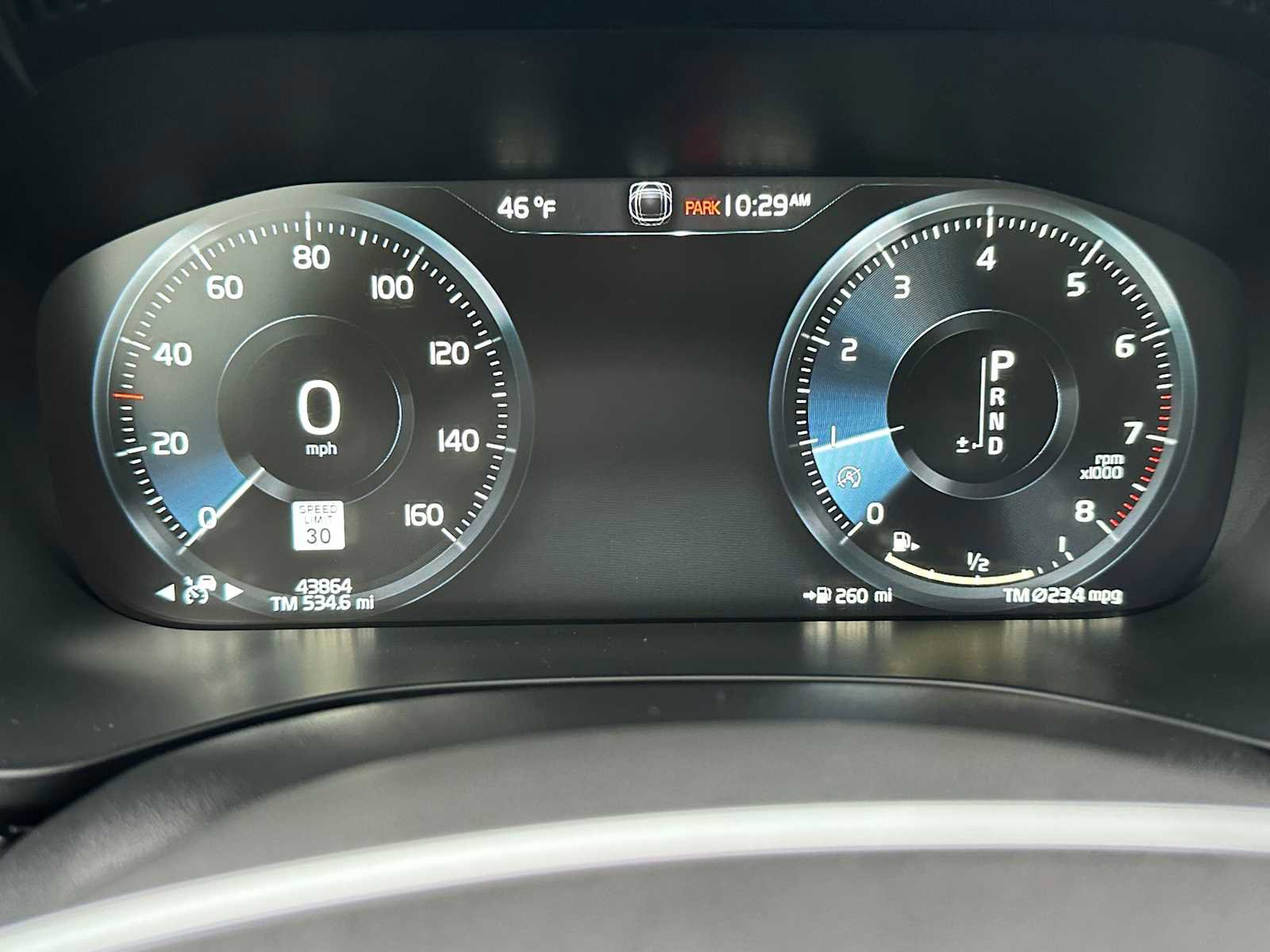 Used 2020 Volvo XC60 T5 Momentum image 25