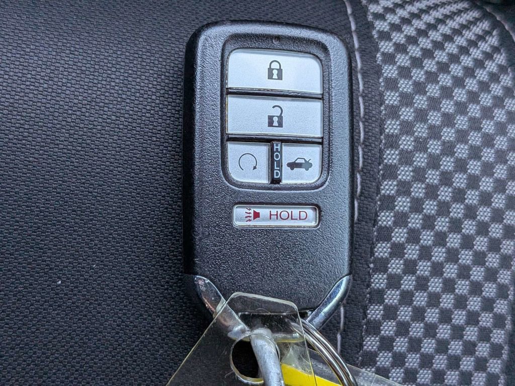 Used 2020 Honda Civic Sport image 27