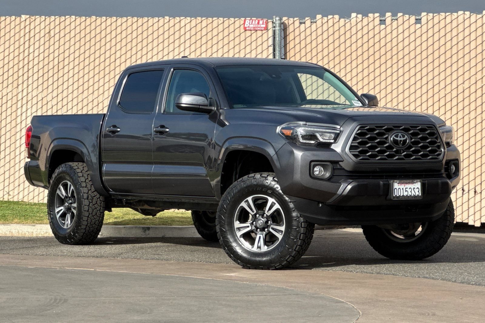 Used 2023 Toyota Tacoma SR AWD/4WD image 2