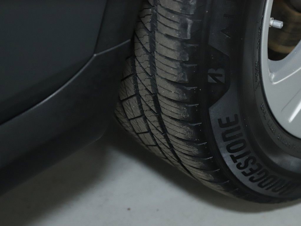 Used 2018 Mercedes-Benz GLC 300 4MATIC image 38