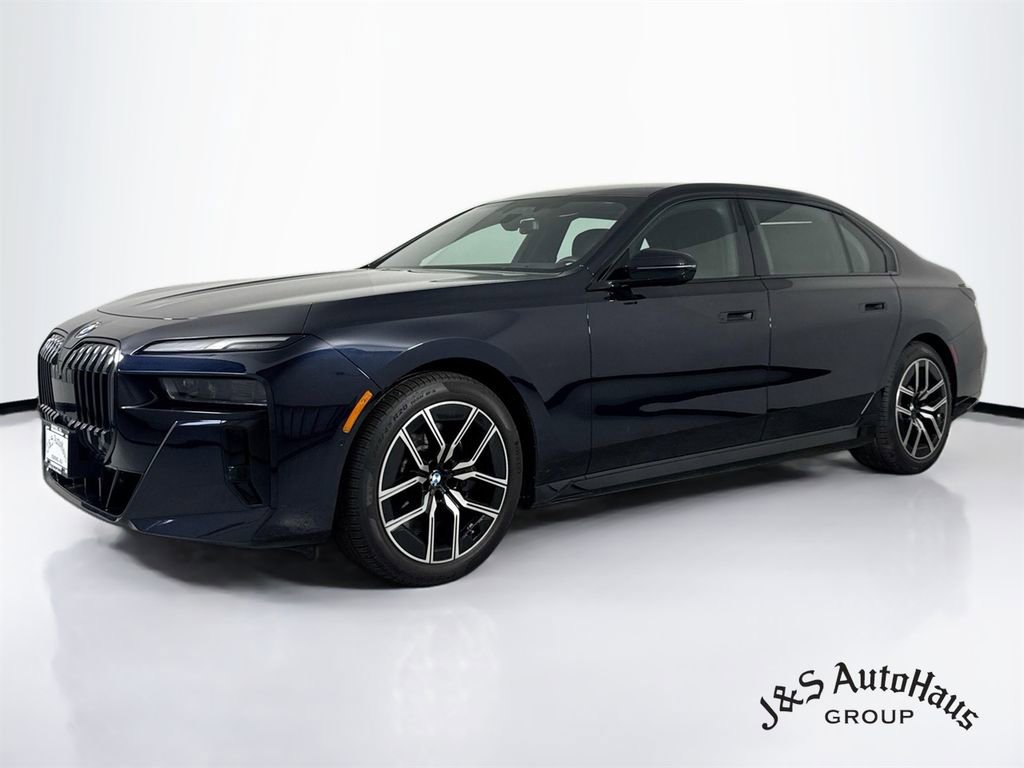 Used 2023 BMW 740i RWD image 3