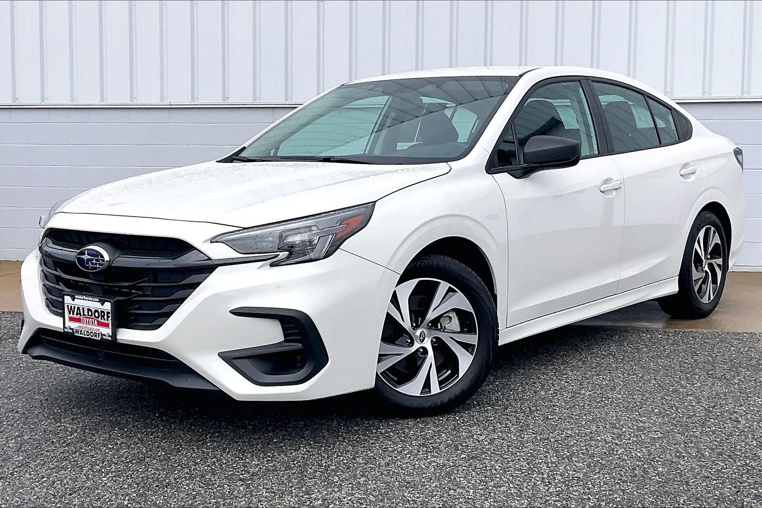 Used 2025 Subaru Legacy AWD/4WD image 2