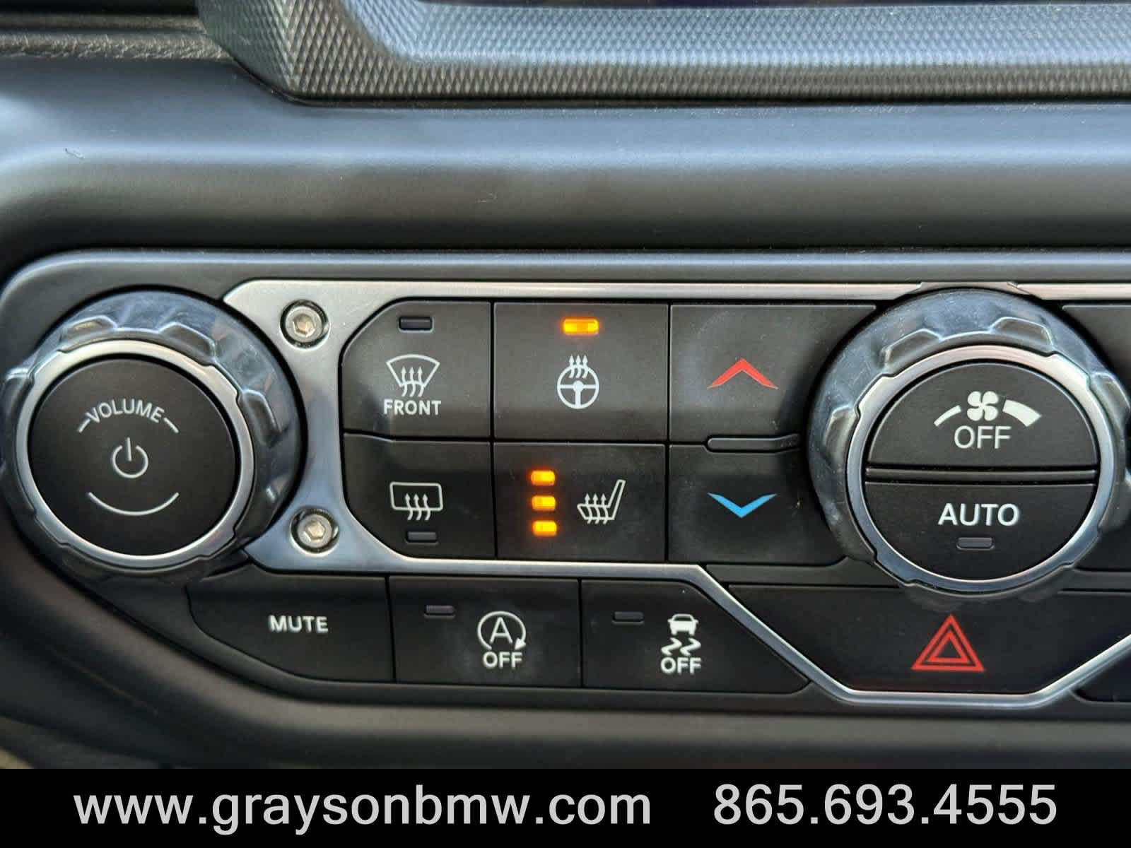 Used 2021 Jeep Gladiator Overland w/ Popular Equipment Package AWD/4WD image 25