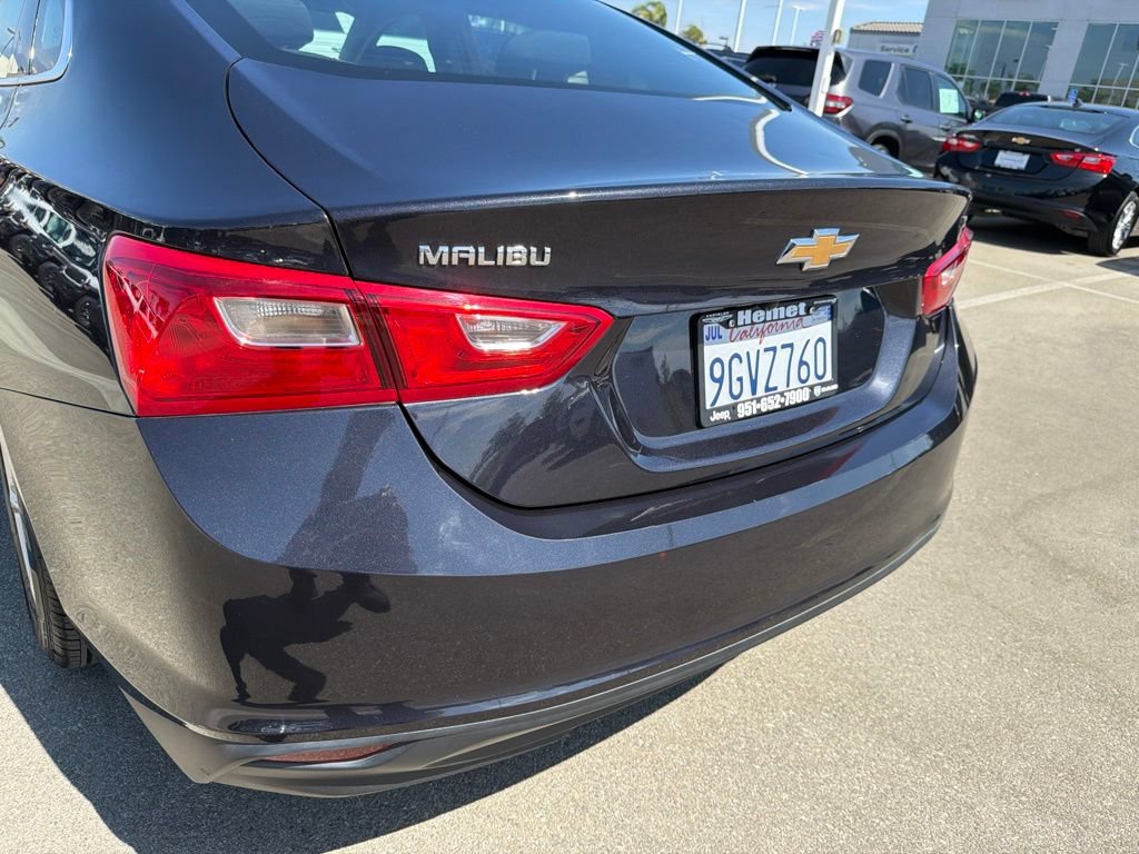 Used 2023 Chevrolet Malibu LT FWD image 13