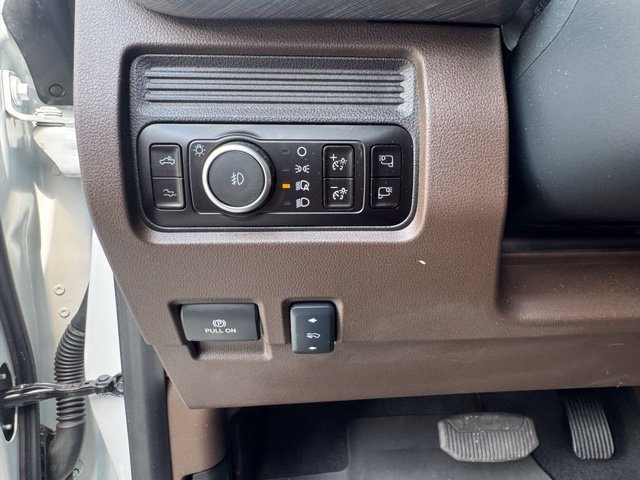 Used 2025 Ford F350 King Ranch AWD/4WD image 23