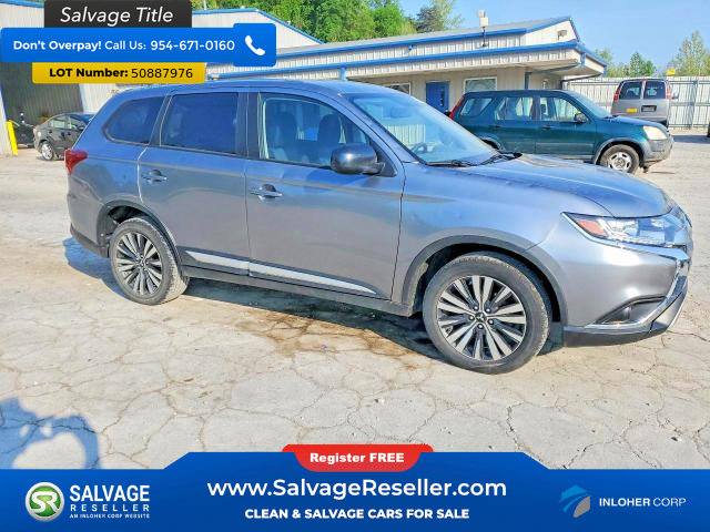 Used 2020 Mitsubishi Outlander AWD image 5