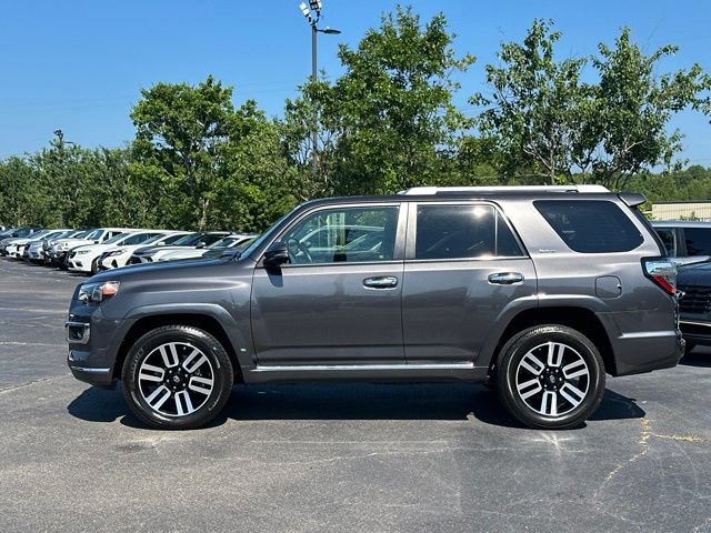 Used 2020 Toyota 4Runner Limited AWD/4WD image 2