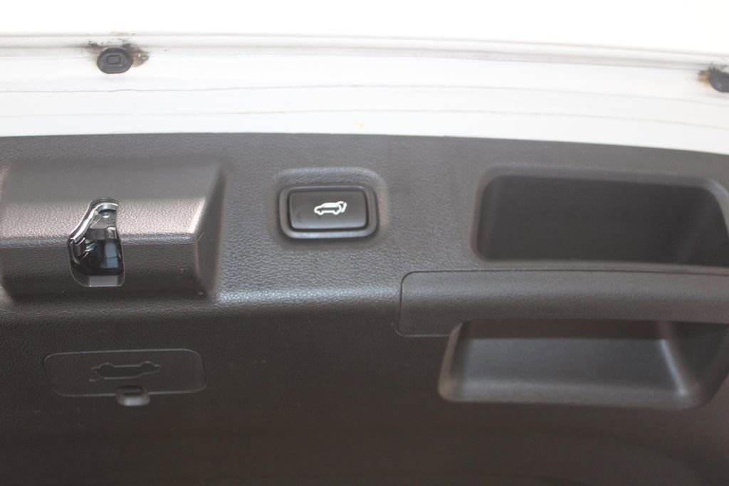 Used 2023 Hyundai Santa Fe SEL image 13