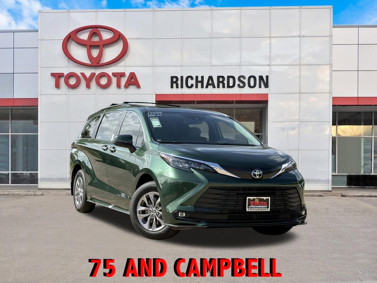 New 2026 Toyota Sienna XLE image 1