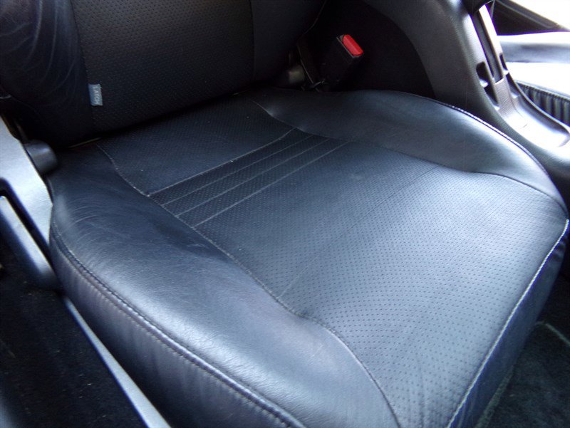 Used 2004 Toyota MR2 image 22