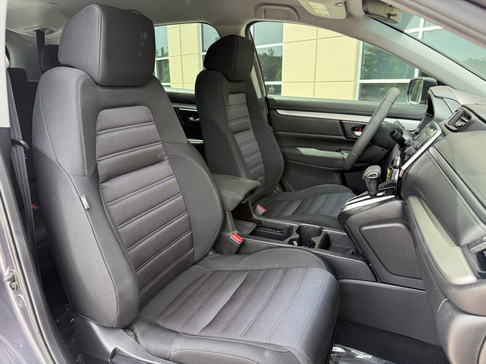 Used 2019 Honda CR-V LX image 36