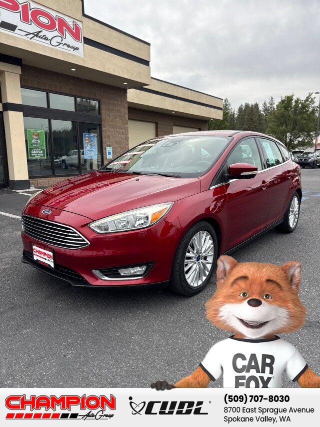 Used 2015 Ford Focus Titanium w/ Titanium Technology Package FWD image 1