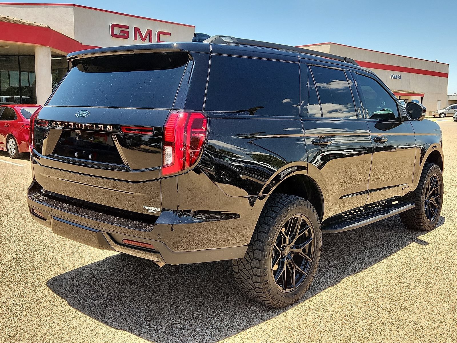 Used 2025 Ford Expedition Tremor AWD/4WD image 4
