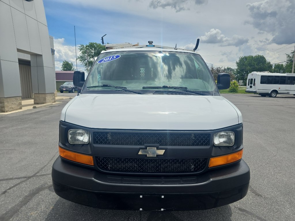 Used 2015 Chevrolet Express 2500 RWD image 3