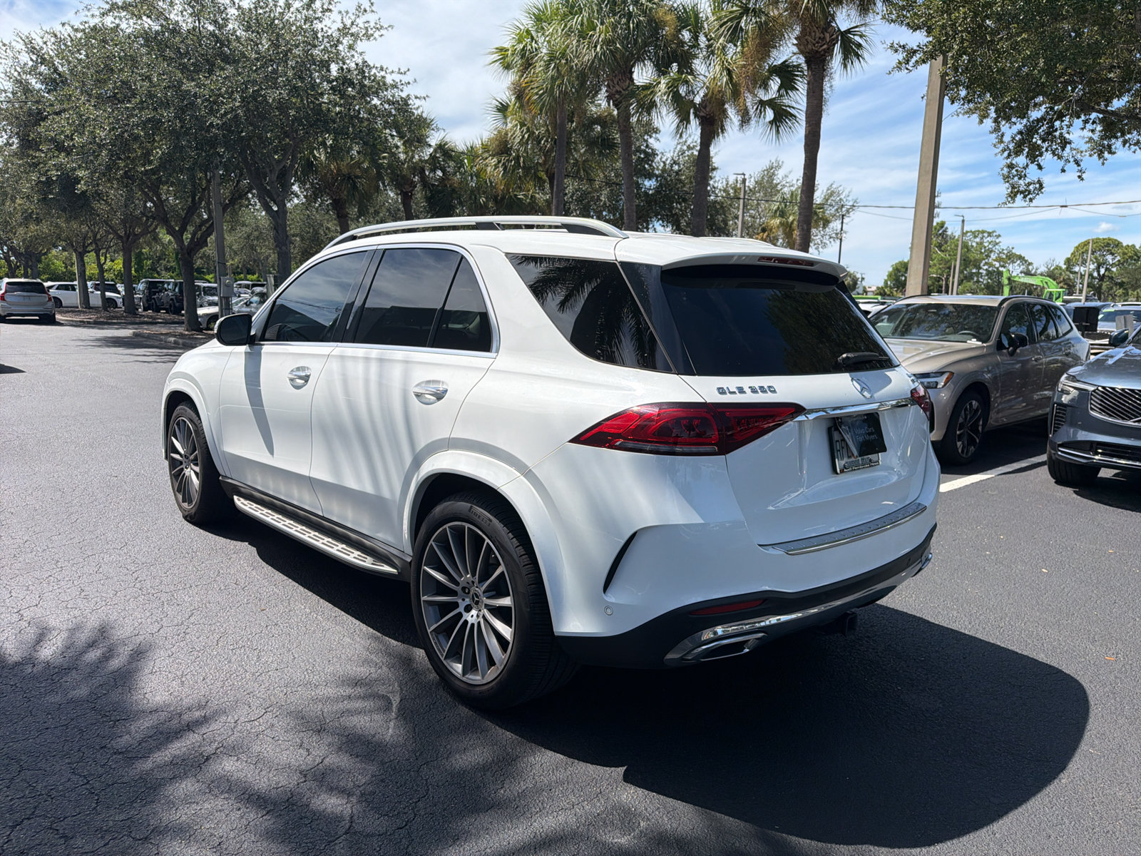 Used 2021 Mercedes-Benz GLE 350 4MATIC image 5
