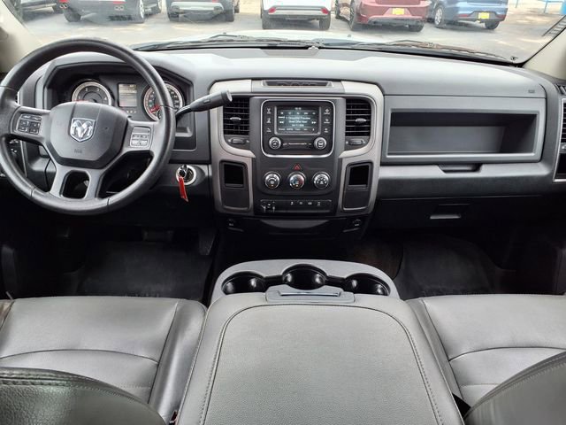 Used 2016 RAM 2500 Tradesman w/ Chrome Appearance Group RWD image 17