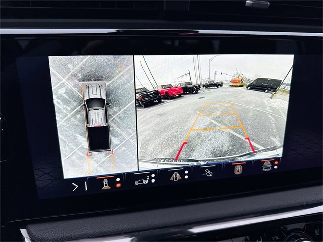 Used 2024 GMC Sierra 2500 AT4 w/ AT4 Premium Plus Package image 17