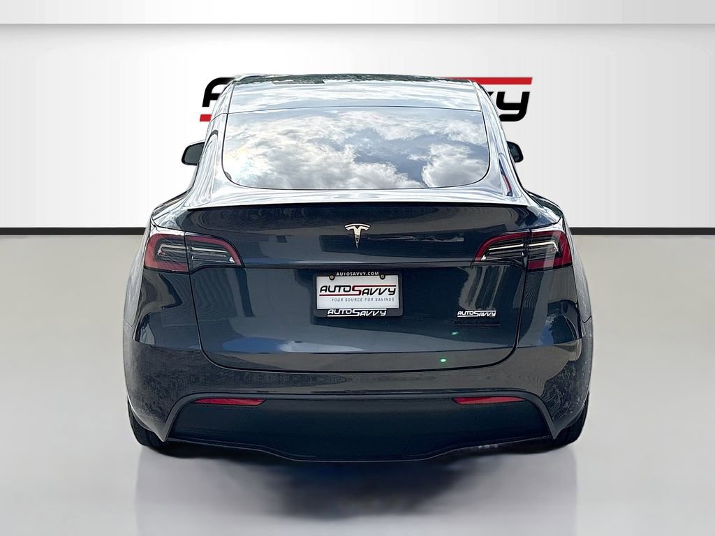 Used 2024 Tesla Model Y Performance AWD/4WD image 6
