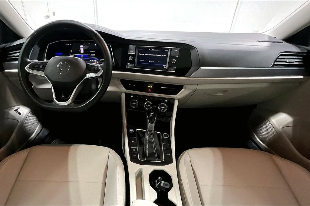 Used 2023 Volkswagen Jetta SE FWD image 18