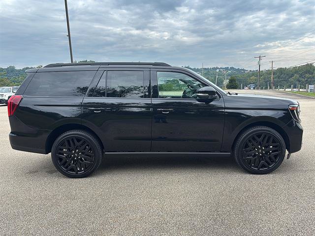 New 2027 Ford Expedition Platinum w/ Stealth Performance Package AWD/4WD image 5