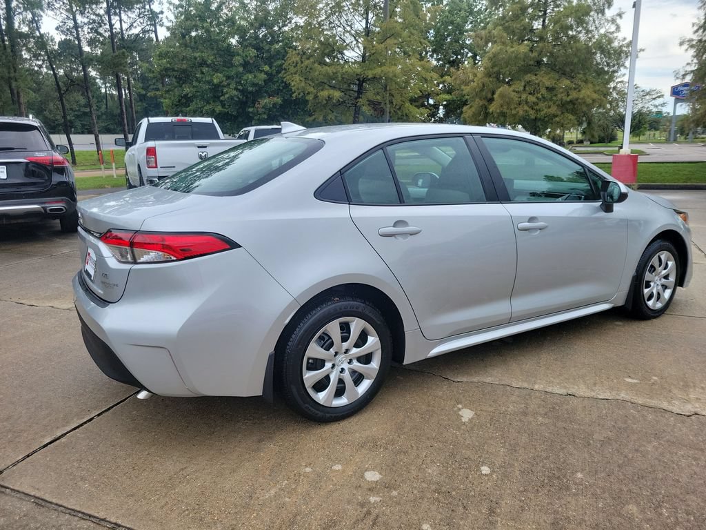 Certified 2026 Toyota Corolla LE FWD image 7