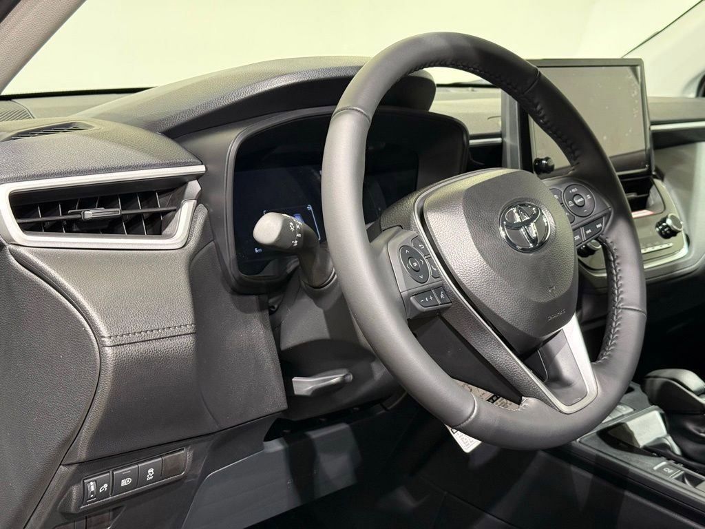 New 2026 Toyota Corolla Cross LE AWD/4WD image 17