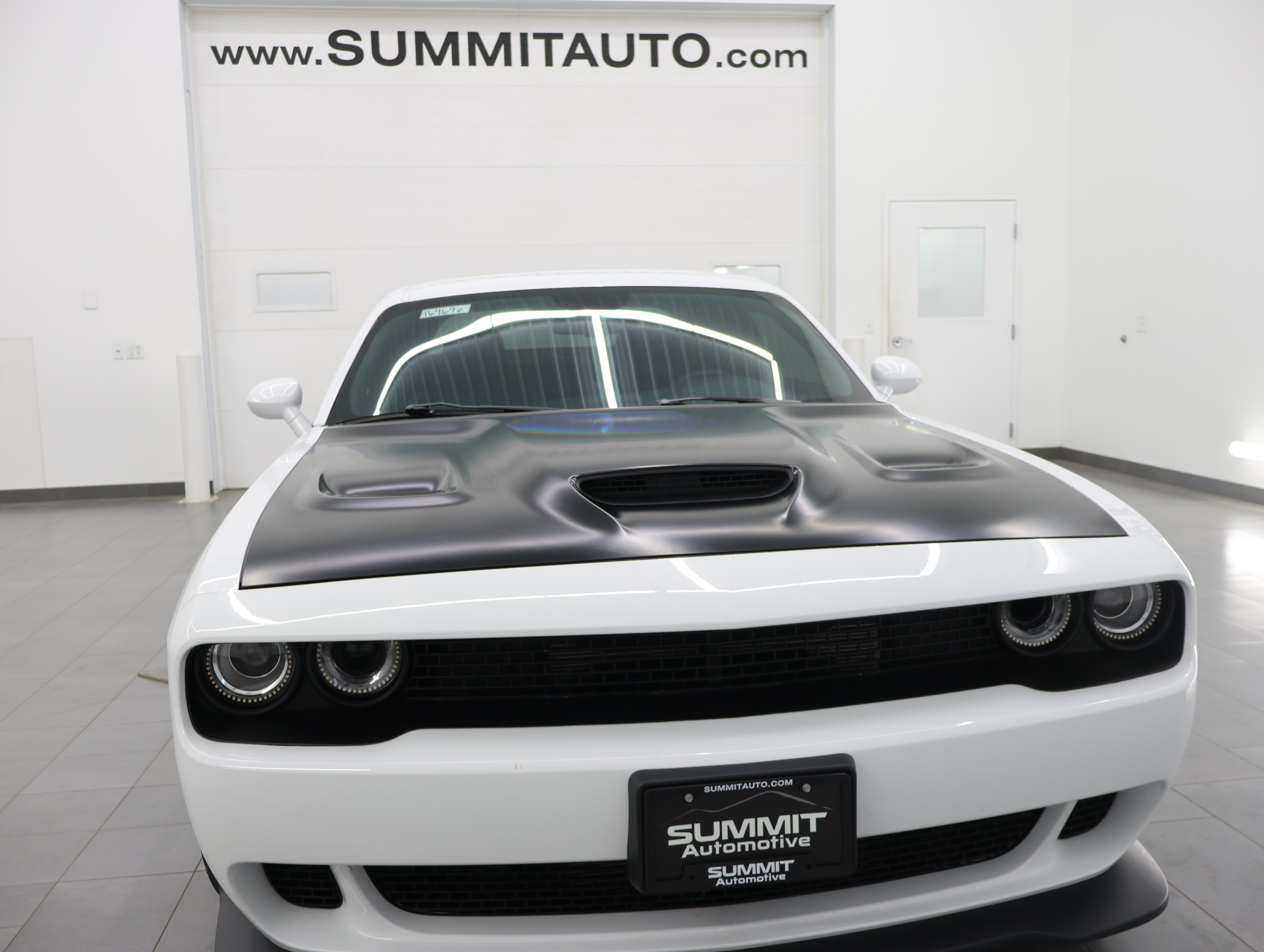 Used 2017 Dodge Challenger SRT Hellcat RWD image 22