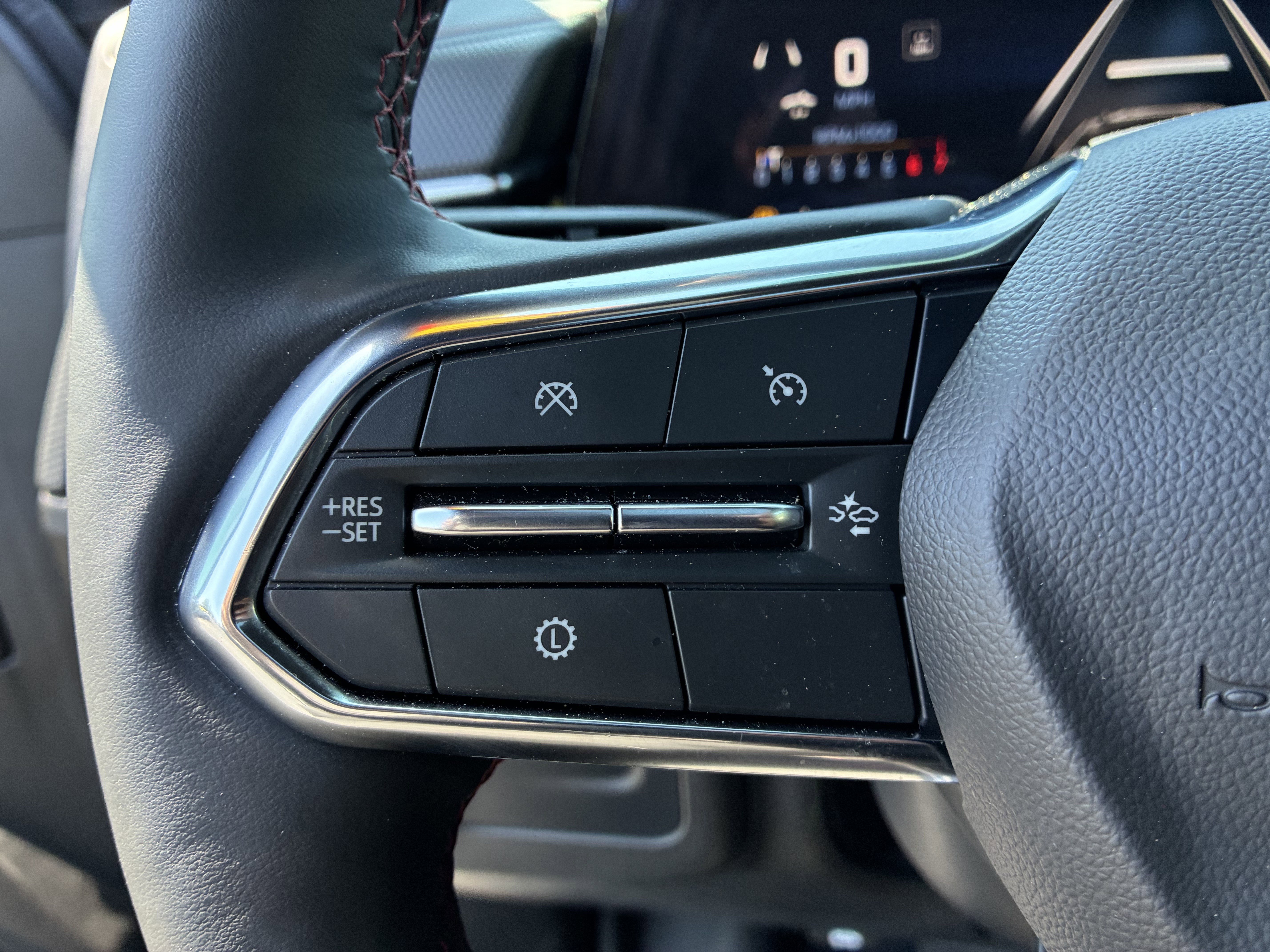 Used 2025 Chevrolet Tahoe RST w/ Comfort Package image 31