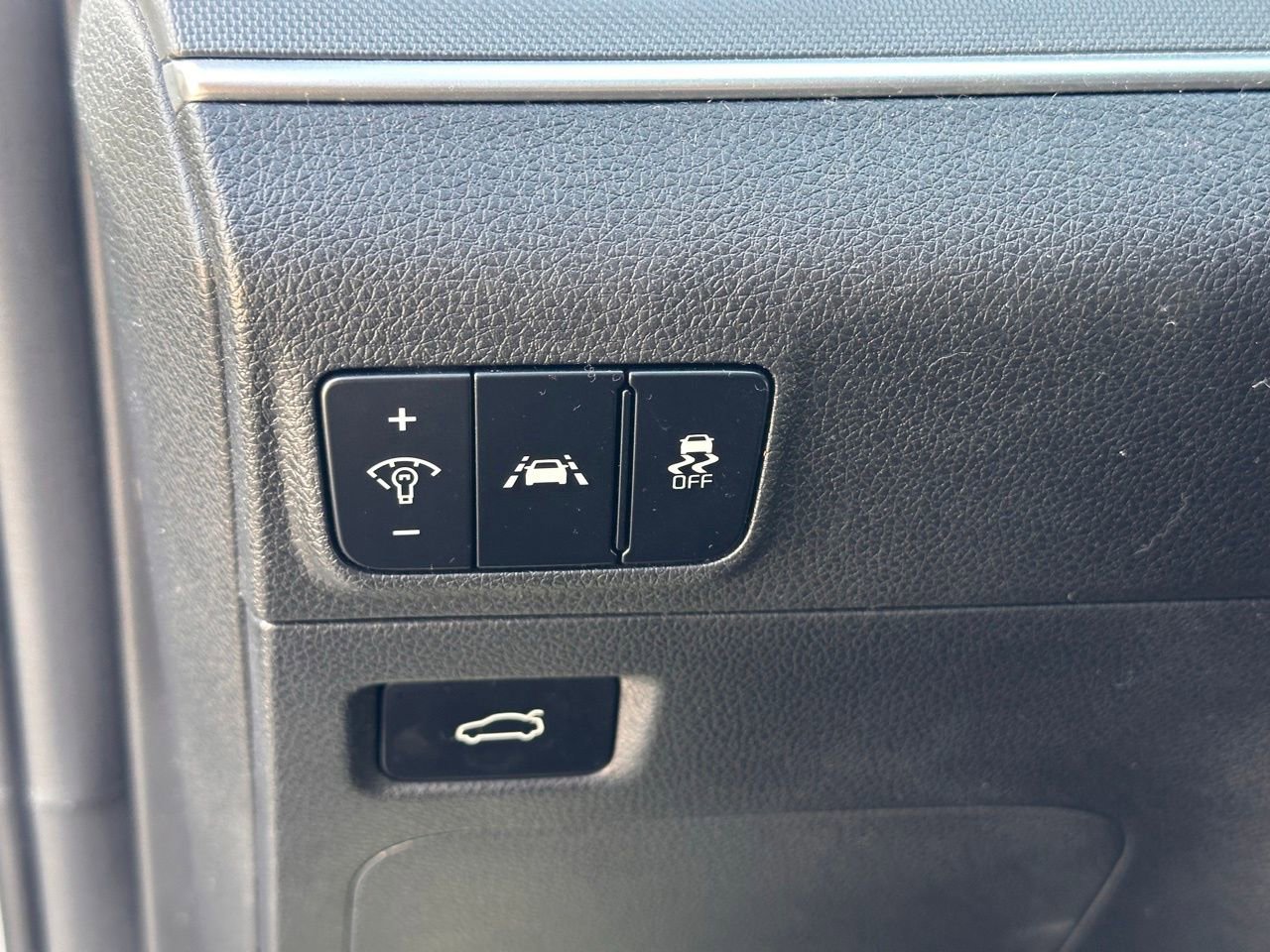 Used 2023 Kia K5 GT-Line image 25