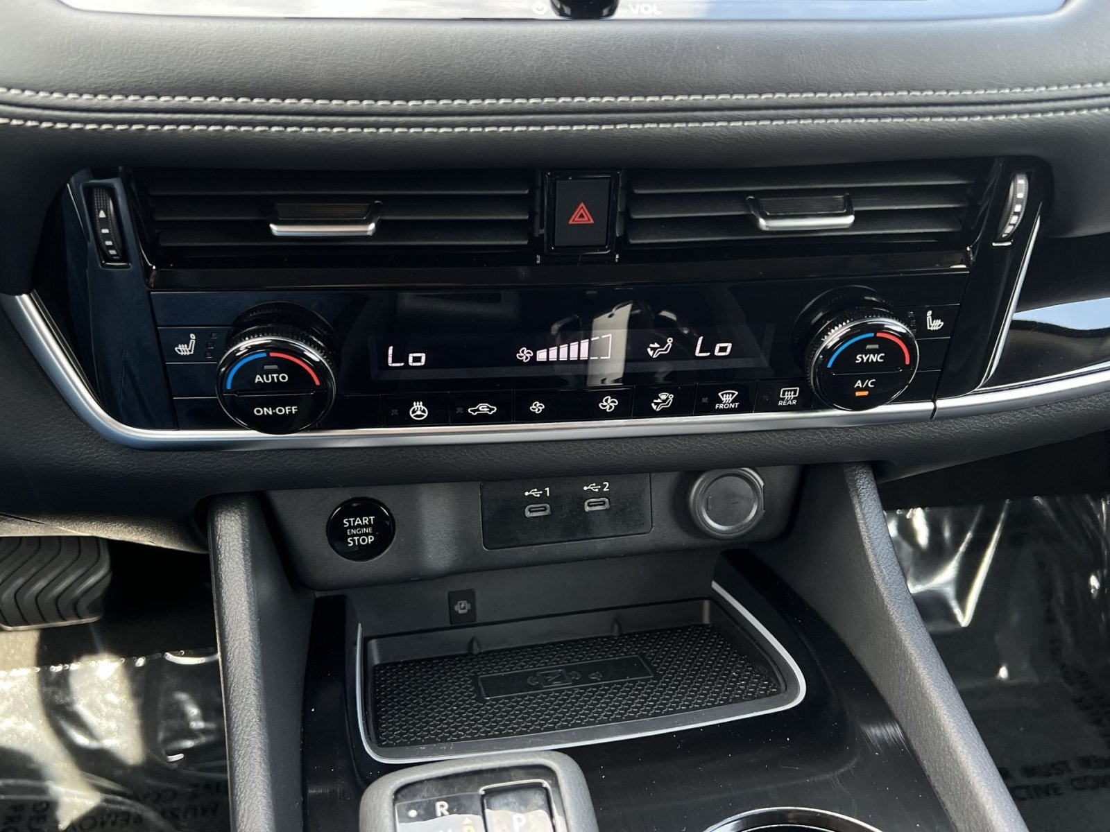 Used 2026 Nissan Rogue SL FWD image 28