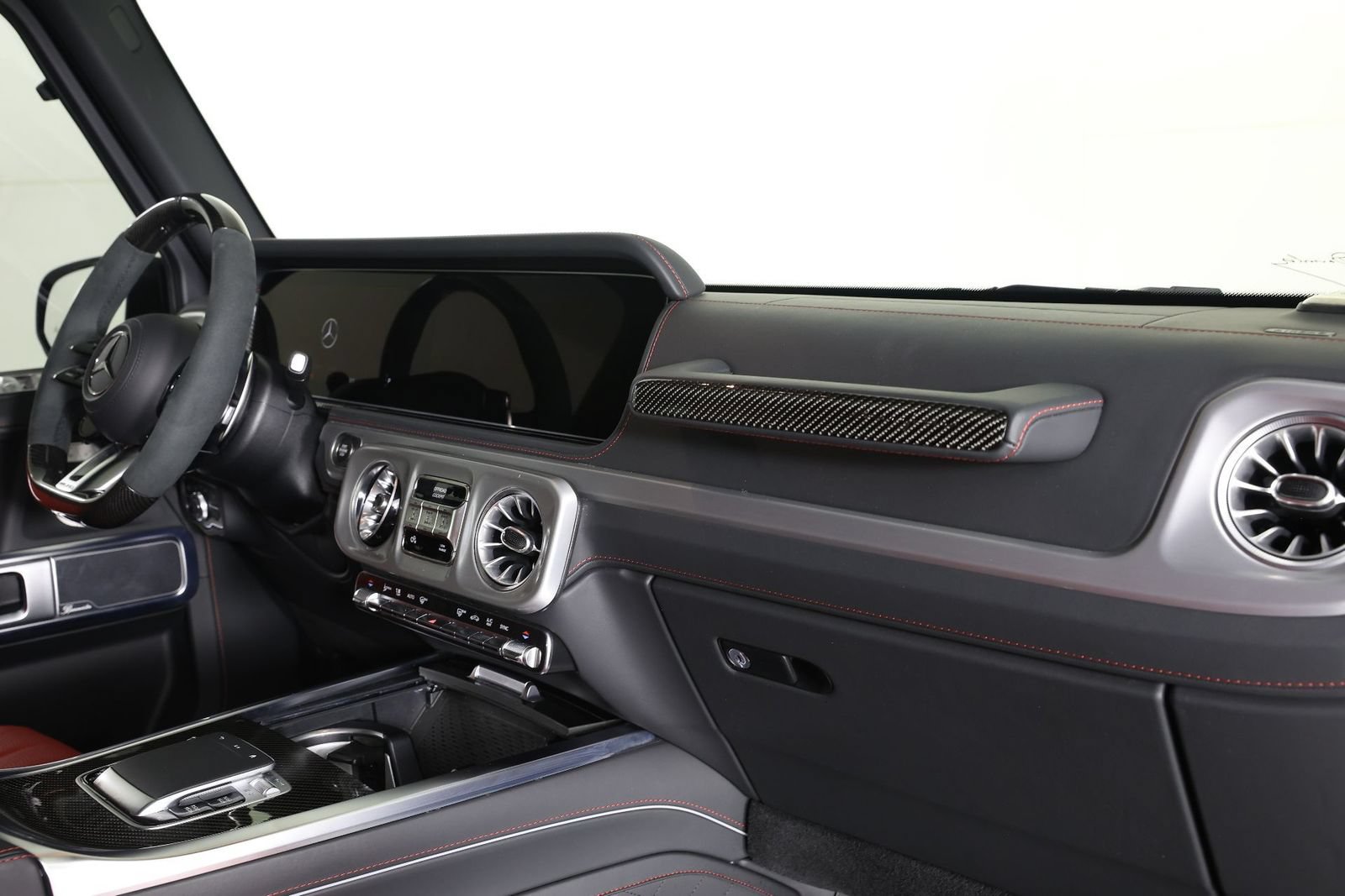 Used 2026 Mercedes-Benz G 63 AMG 4MATIC image 25
