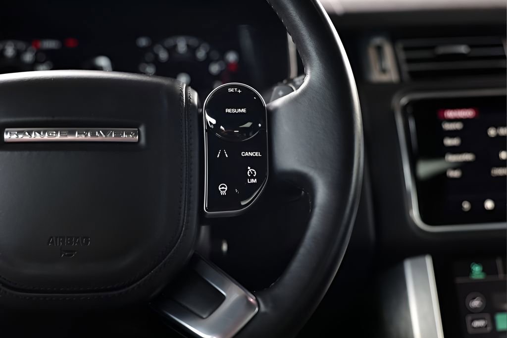 Used 2022 Land Rover Range Rover P525 Westminster Edition image 42